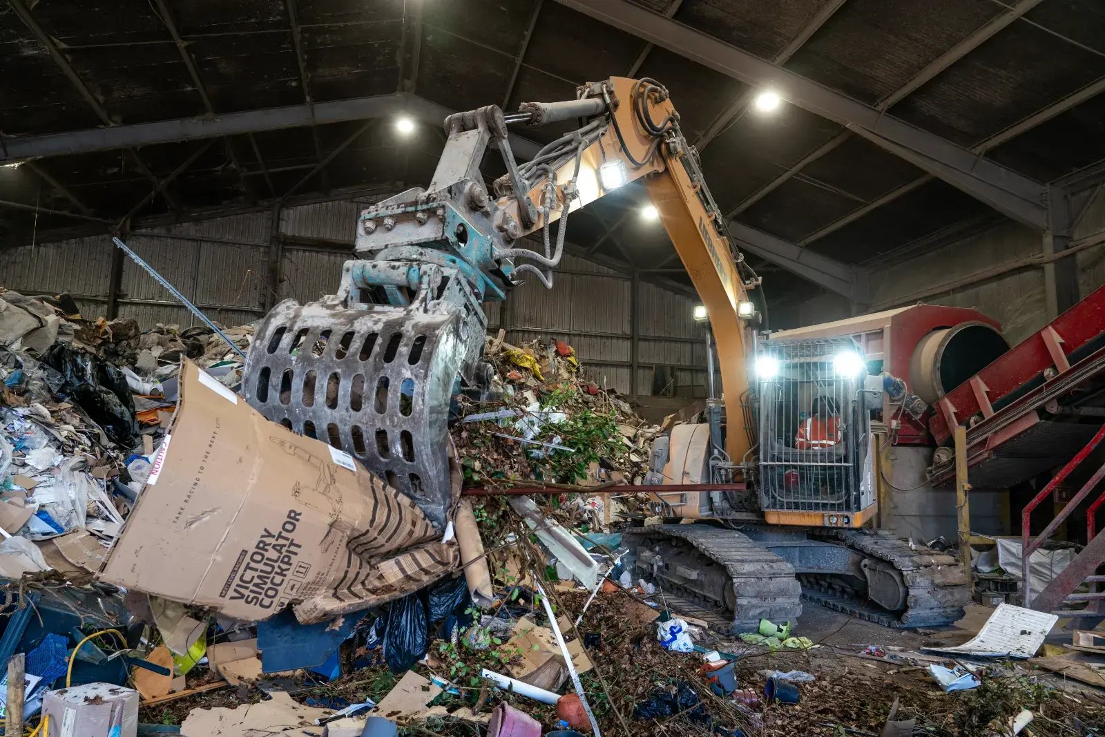 Eco-St-Albans-Excavator-Waste-Picking-Sorting-Transfer-Station-Medium-5 Eco-St-Albans-Excavator-Waste-Picking-Sorting-Transfer-Station-Medium-5