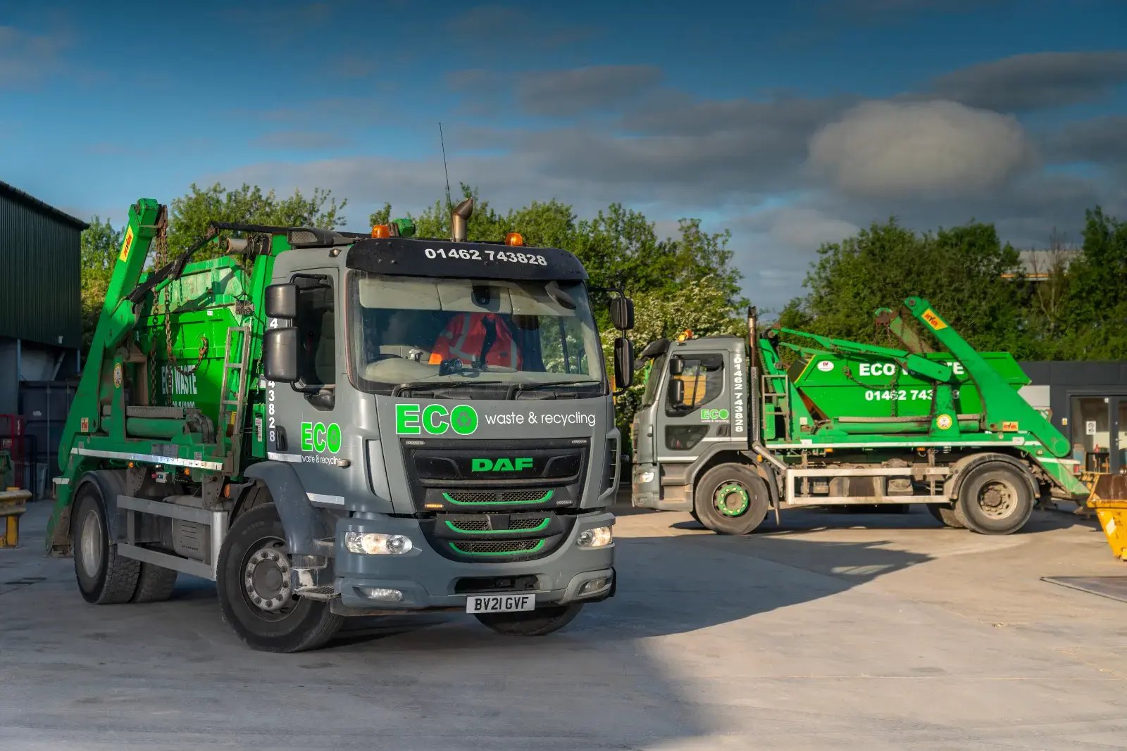 Eco-St-Albans-Vehicle-Skip-Loaders-Yard-Medium-Adjusted-3 Eco-St-Albans-Vehicle-Skip-Loaders-Yard-Medium-Adjusted-3
